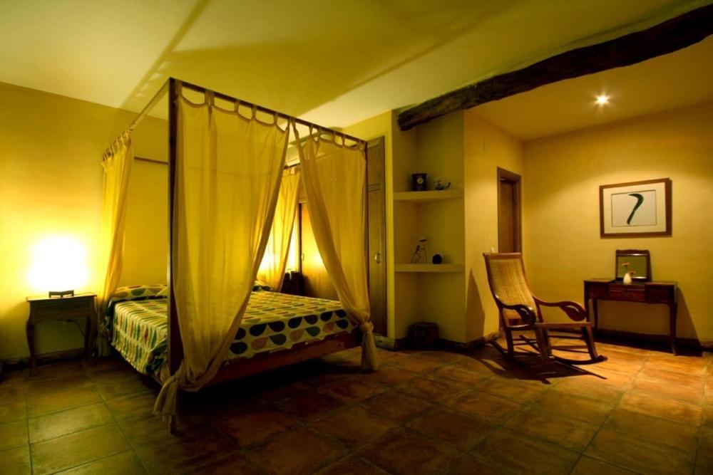 Posada Tresmentiras Aldeanueva del Camino Room photo